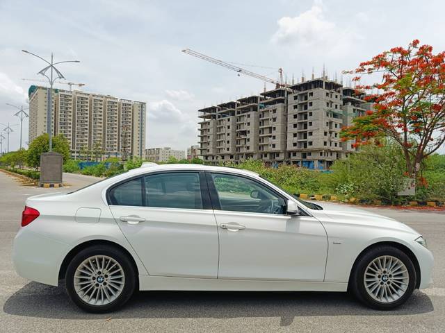 https://images10.gaadi.com/usedcar_image/4546646/original/4585561f3bfdd62ca50b34ff462098ad.jpg?imwidth=6401