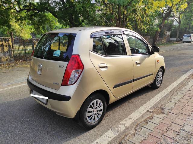 https://images10.gaadi.com/usedcar_image/4546648/original/processed_929ec214fa5e04166abaf7752770a311.jpg?imwidth=6402