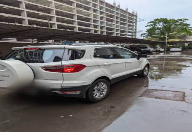 https://images10.gaadi.com/usedcar_image/4546651/original/7b61a4d0-4772-4e9c-a2ed-51ac8c5a1a52.?imwidth=6400