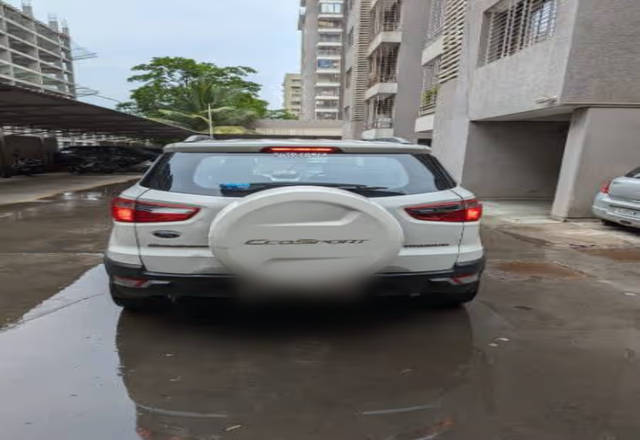 https://images10.gaadi.com/usedcar_image/4546651/original/8cdce81d-bda6-4a69-9bae-351b548258f5.?imwidth=6402