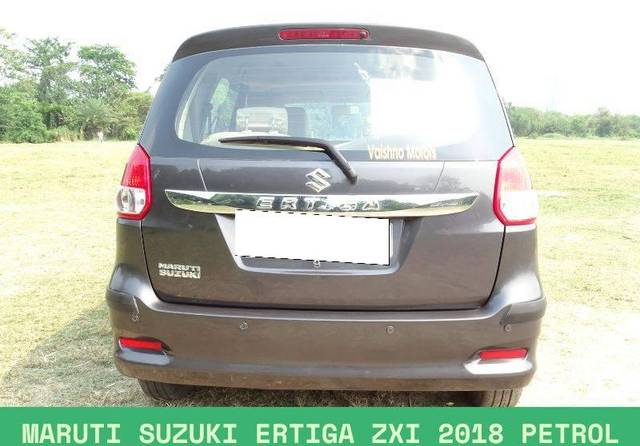 https://images10.gaadi.com/usedcar_image/4546684/original/processed_5ec37c17238637649cbdcb95f6664d23.jpeg?imwidth=6402
