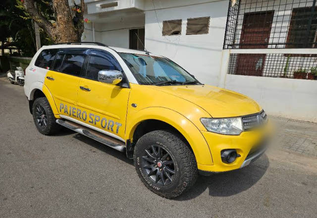 https://images10.gaadi.com/usedcar_image/4546687/original/27b3a1ad-938b-4ab8-aff6-9da9422f6e56.?imwidth=6400