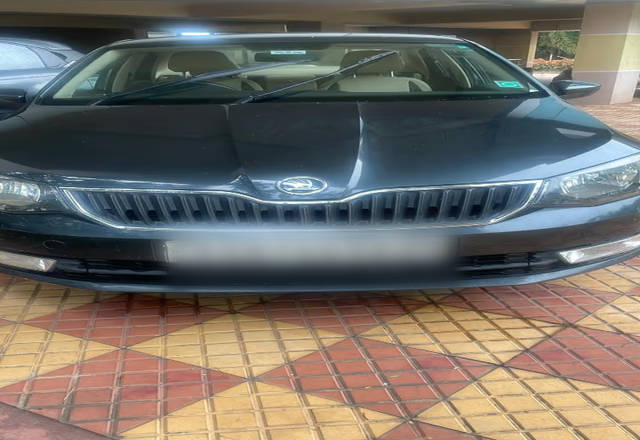 https://images10.gaadi.com/usedcar_image/4546697/original/2d36a83f-2bc7-418f-9a33-635c38ba4dc7.?imwidth=6400