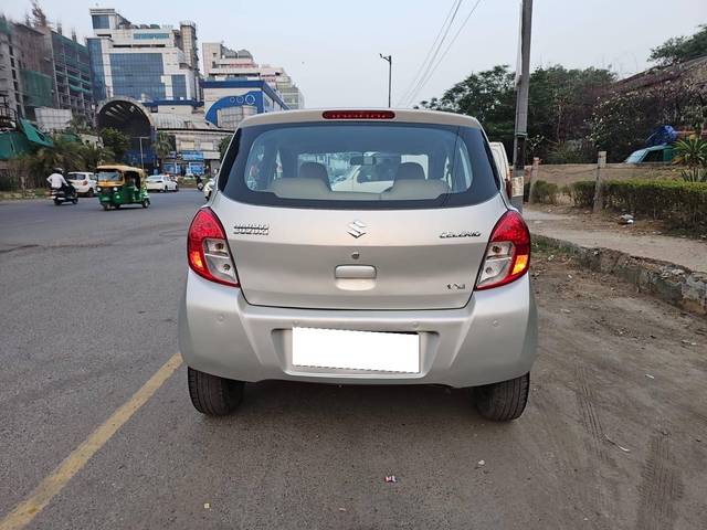 https://images10.gaadi.com/usedcar_image/4546726/original/processed_3958de12-bc64-4b3c-a9e2-d4587d2d65a6.jpg?imwidth=6401