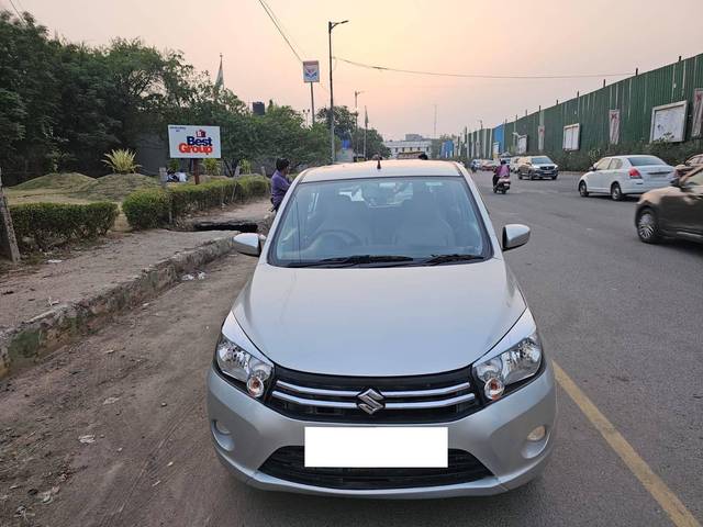 https://images10.gaadi.com/usedcar_image/4546726/original/processed_6067e18e-54c2-443b-bf61-7ca38a875805.jpg?imwidth=6400