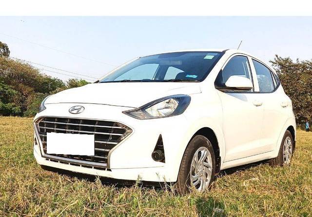 https://images10.gaadi.com/usedcar_image/4546735/original/processed_d4f53c9fe1c9fd8d4d8b089cd239581d.jpg?imwidth=6400