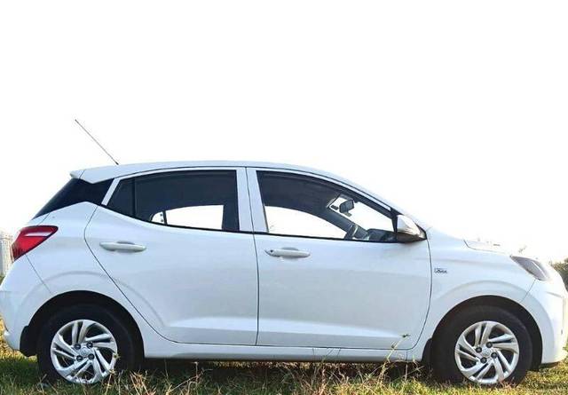 https://images10.gaadi.com/usedcar_image/4546735/original/processed_e828e66641ebe00c97dde53d4e6efebc.jpg?imwidth=6401