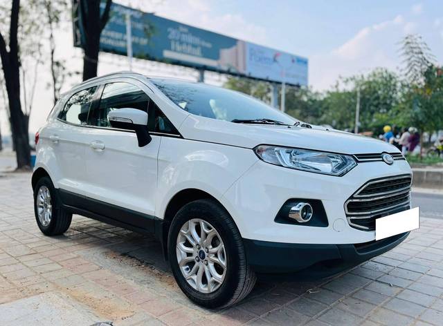 https://images10.gaadi.com/usedcar_image/4546736/original/processed_9f2f594df9f6ebcd6be25ed79678380c.jpg?imwidth=6400