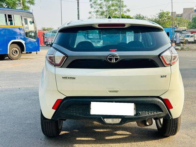https://images10.gaadi.com/usedcar_image/4546748/original/processed_e50bfd0589df2fe730b266676e291506.jpg?imwidth=6401