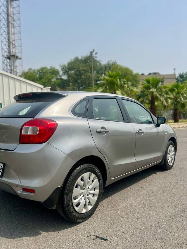 https://images10.gaadi.com/usedcar_image/4546761/original/processed_50dd855497fce92f1cd1104032d76581.jpeg?imwidth=6401
