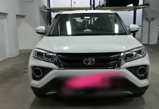 https://images10.gaadi.com/usedcar_image/4546767/original/458cb4e5-114f-46d4-a450-a3549b507e18.?imwidth=6400