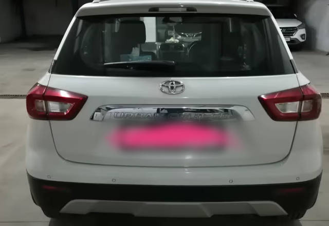 https://images10.gaadi.com/usedcar_image/4546767/original/d5b37cd8-471b-442f-a50d-da042caab935.?imwidth=6401