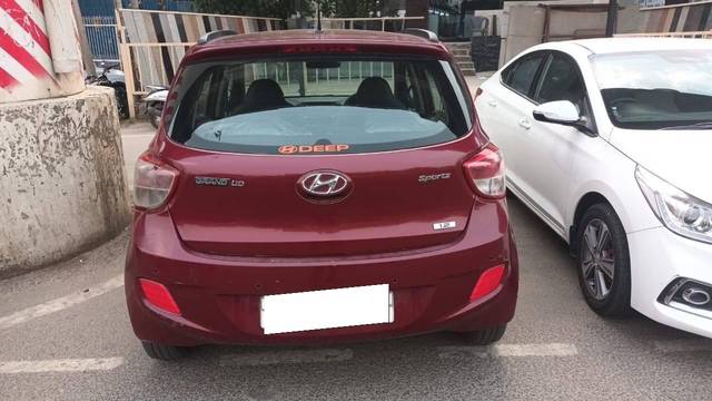 https://images10.gaadi.com/usedcar_image/4546773/original/processed_8eedd572-1764-453e-801f-013816aeb905.jpg?imwidth=6401