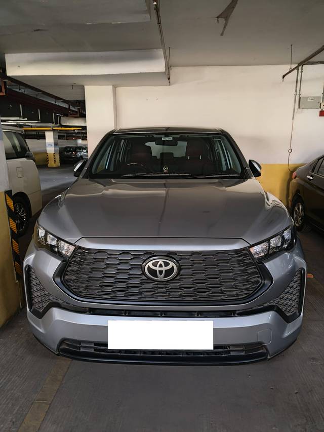 https://images10.gaadi.com/usedcar_image/4546775/original/processed_9b1d036da02a51080d41d8cfc72d8893.jpg?imwidth=6401
