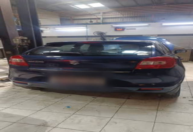 https://images10.gaadi.com/usedcar_image/4546777/original/85976419-5783-41ab-9ab6-75b3793f232d.?imwidth=6400