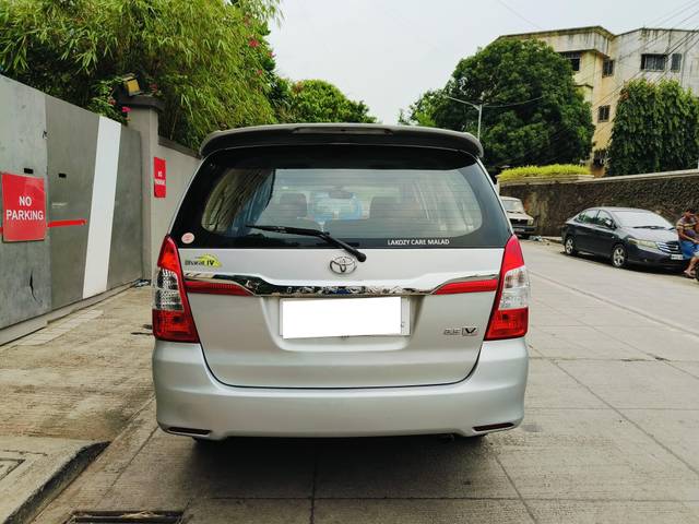 https://images10.gaadi.com/usedcar_image/4546783/original/processed_c22da763201b4a55584b664da5eaf50e.jpeg?imwidth=6402