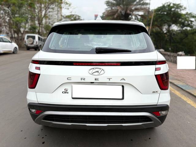 https://images10.gaadi.com/usedcar_image/4546850/original/processed_acc5b80b0cb613f04033b6bf6077ce36.jpg?imwidth=6402