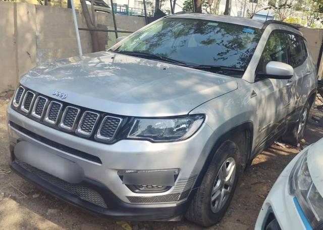 https://images10.gaadi.com/usedcar_image/4546851/original/processed_ca84aa6e921009991d1c93b428b733ef.jpg?imwidth=6400