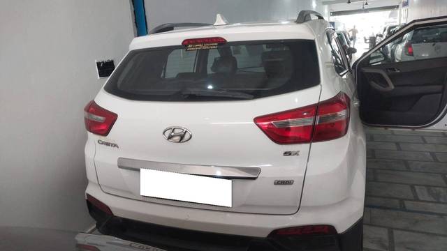 https://images10.gaadi.com/usedcar_image/4546855/original/processed_aa4ea6a974f407c48915e0e1791a38f9.jpg?imwidth=6402