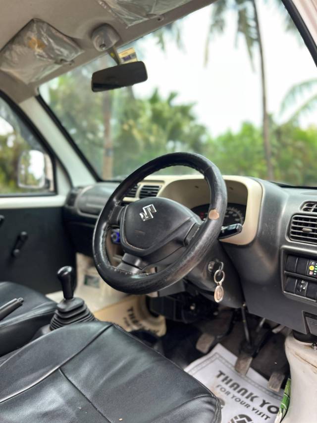 https://images10.gaadi.com/usedcar_image/4546882/original/processed_dc55b92211012e69eafd240a1003c0a7.jpeg?imwidth=6402