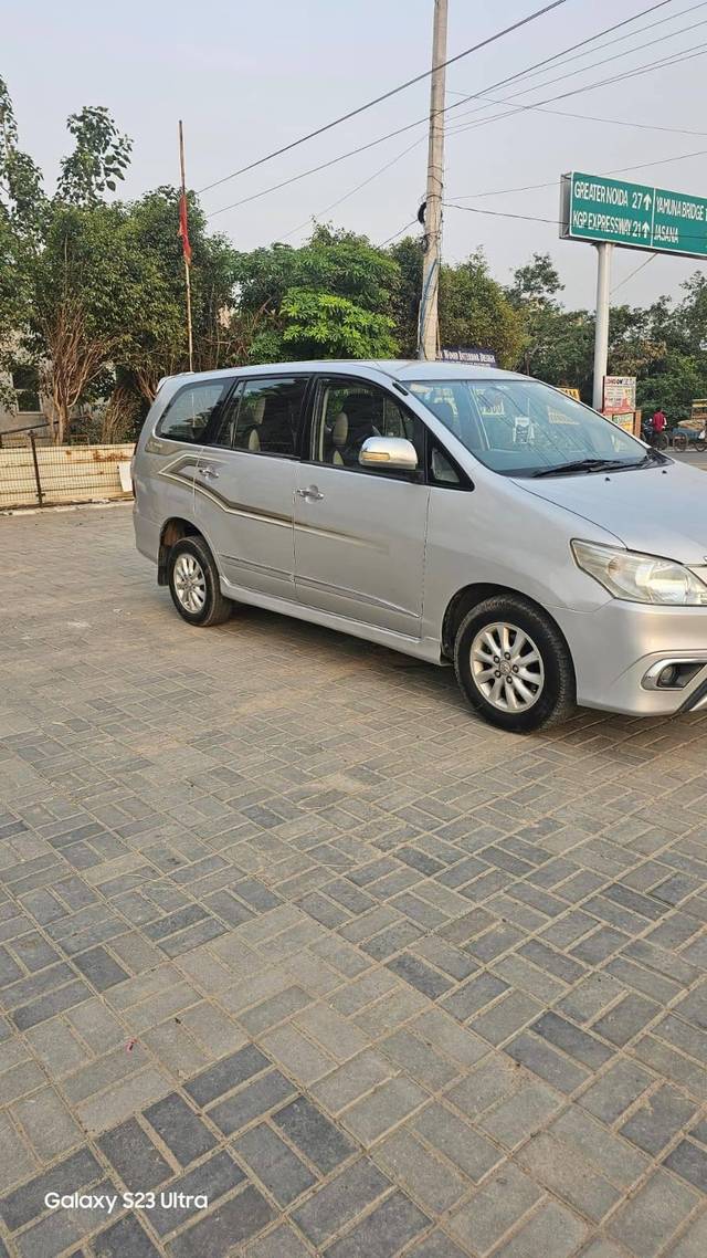 https://images10.gaadi.com/usedcar_image/4546887/original/processed_8e1aca34c888ee1140ad4ecb80127202.jpeg?imwidth=6401