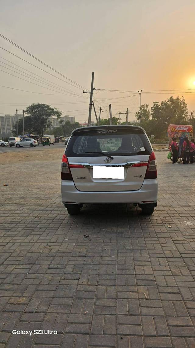https://images10.gaadi.com/usedcar_image/4546887/original/processed_9b4d70e6015c68bf89020c0dc8abc24e.jpeg?imwidth=6402