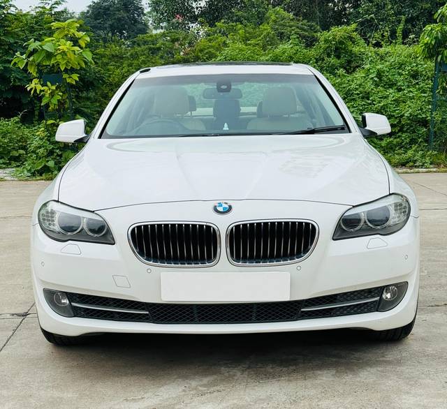 https://images10.gaadi.com/usedcar_image/4546889/original/72dcd486f89bd3ebc0d4db95d5fdc135.jpg?imwidth=6400