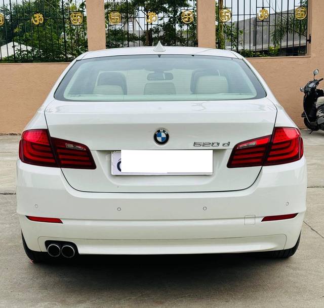 https://images10.gaadi.com/usedcar_image/4546889/original/processed_9993461338d7b858e12ffc8cdf8eb953.jpg?imwidth=6402
