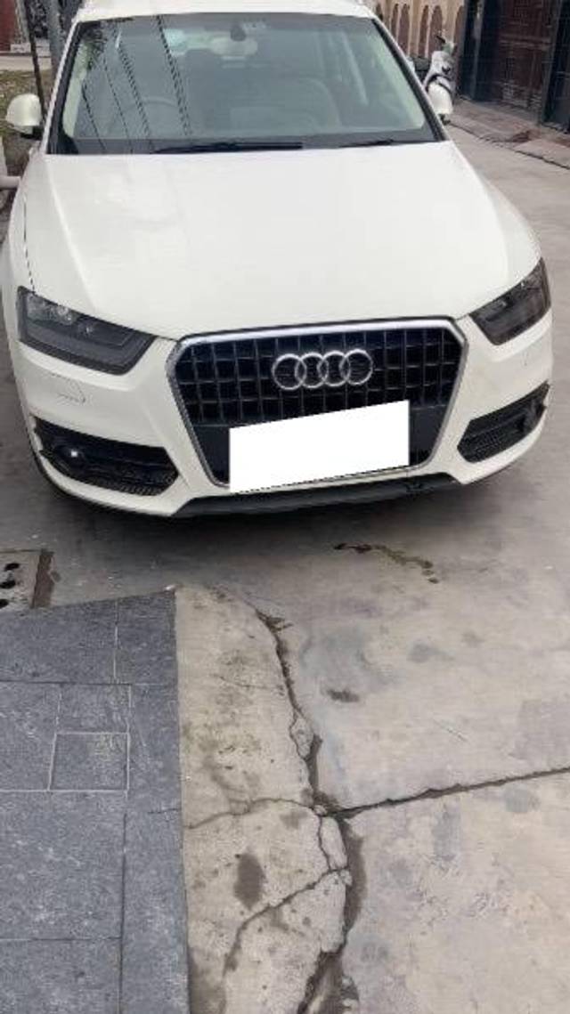 https://images10.gaadi.com/usedcar_image/4546893/original/processed_7382286f-b697-44ae-b68a-4bc55ecdecd1.jpeg?imwidth=6402