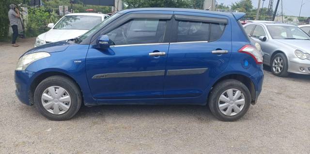https://images10.gaadi.com/usedcar_image/4546894/original/processed_93bcb776309714d5abd3bc519e01c5b9.jpg?imwidth=6402