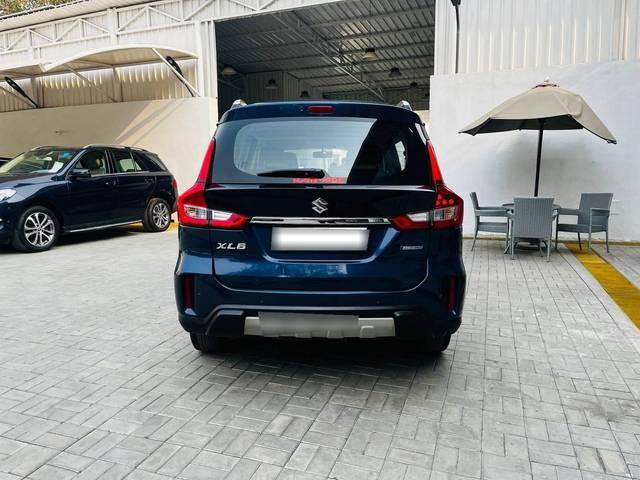https://images10.gaadi.com/usedcar_image/4546895/original/processed_1daa6dfd8c238e6d04a51cc5eb831248.jpeg?imwidth=6401