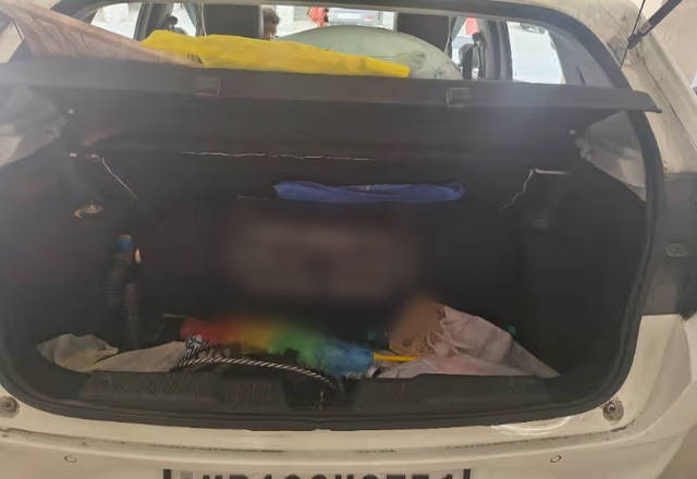https://images10.gaadi.com/usedcar_image/4546937/original/17d8023d-05a9-4543-a078-ce7d103aff57.?imwidth=6401