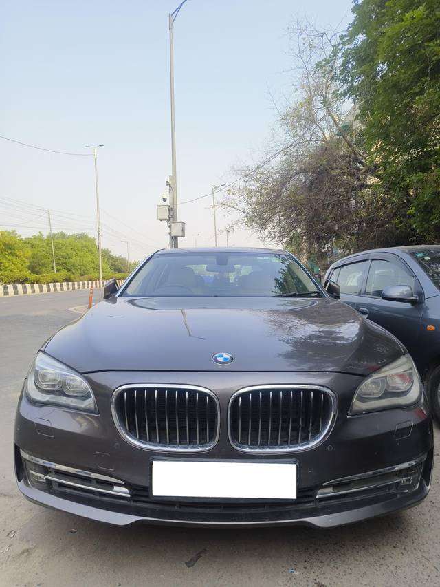 https://images10.gaadi.com/usedcar_image/4546964/original/processed_9d2339a9cd9e9b5beed6ba6fe857d1e5.jpg?imwidth=6400