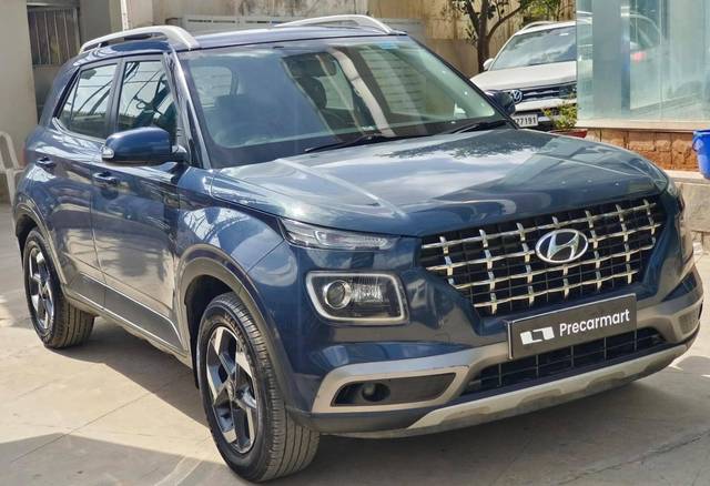 https://images10.gaadi.com/usedcar_image/4546966/original/processed_41cc7e820449c8986a5df73b01e8414d.jpeg?imwidth=6400
