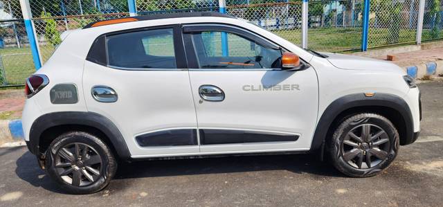 https://images10.gaadi.com/usedcar_image/4546969/original/processed_a47ef5884662e28b0f6e1a02c2f53dc1.jpg?imwidth=6401