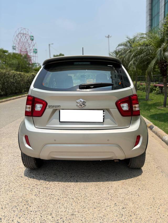 https://images10.gaadi.com/usedcar_image/4546972/original/processed_6fb219a244836f6c0b67b723b082cbc7.JPG?imwidth=6402
