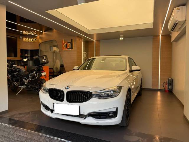 https://images10.gaadi.com/usedcar_image/4546975/original/processed_325e35e4cec99e39dab96493e4fda232.jpeg?imwidth=6402