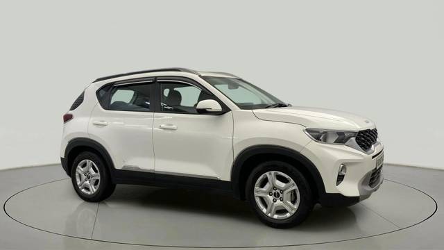https://images10.gaadi.com/usedcar_image/4546998/original/2384e8e1e88cd955ccdfddd14c003e47.jpg?imwidth=6400