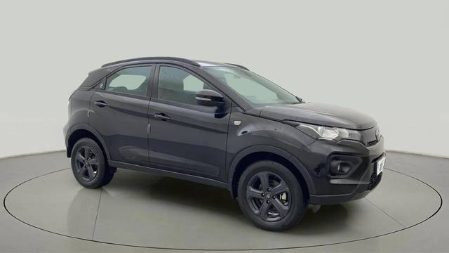https://images10.gaadi.com/usedcar_image/4547019/original/b7ee7f5396f06b797a9fae28edd20f7e.jpg?imwidth=6400