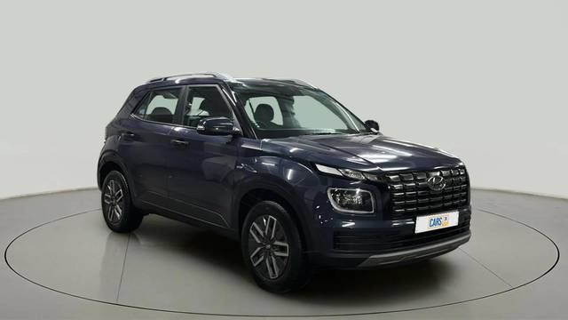 https://images10.gaadi.com/usedcar_image/4547022/original/b886c3fc246f101a43d654a568f5d936.jpg?imwidth=6400