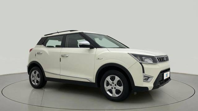 https://images10.gaadi.com/usedcar_image/4547082/original/c0ff5f4709a98b6b37e1e91806431198.jpg?imwidth=6400