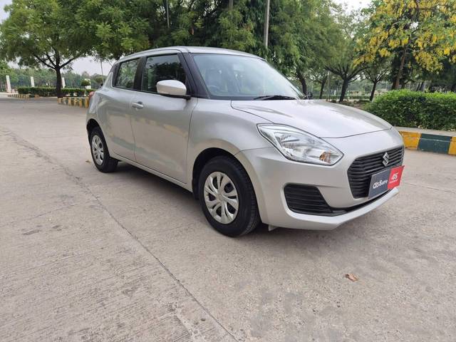 https://images10.gaadi.com/usedcar_image/4547095/original/processed_2dc0523ff44b523cade07b525b886ffe.jpg?imwidth=6400