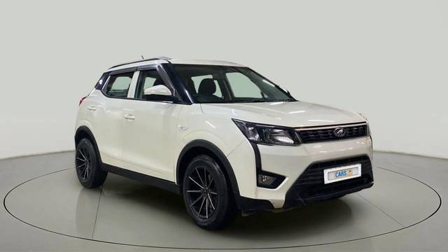 https://images10.gaadi.com/usedcar_image/4547121/original/4310d006723501b12e15bbc7e3f8a380.jpg?imwidth=6400