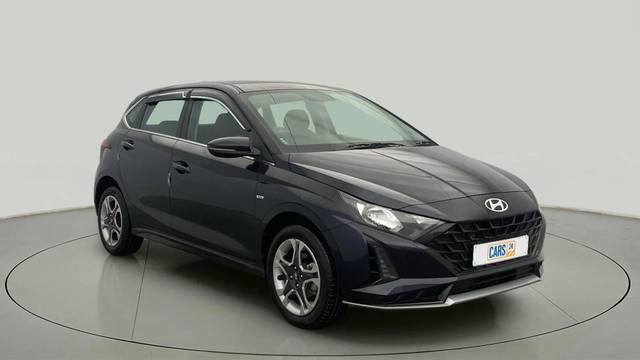 https://images10.gaadi.com/usedcar_image/4547130/original/58877111489e3dbf91334b79b624abcd.jpg?imwidth=6400