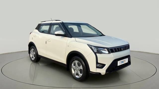 https://images10.gaadi.com/usedcar_image/4547149/original/0cd4b883d58b5254823d167b85d2a15f.jpg?imwidth=6400