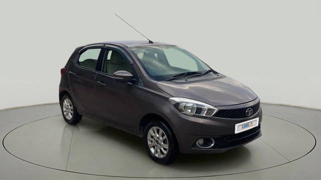 https://images10.gaadi.com/usedcar_image/4547161/original/24900a80e4b66c713b1e5b6a1223daad.jpg?imwidth=6400