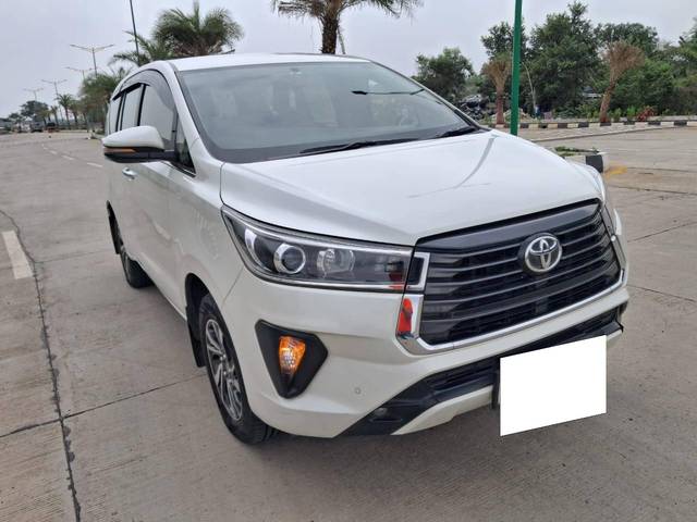 https://images10.gaadi.com/usedcar_image/4547163/original/processed_179d7d4da10fc887fad47040a5bd7bd3.jpg?imwidth=6400