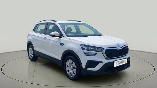 https://images10.gaadi.com/usedcar_image/4547183/original/fbcc2e557e6fbcbcc80dc4eaa0383d5c.jpg?imwidth=6400