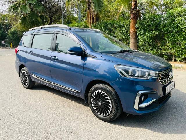https://images10.gaadi.com/usedcar_image/4547197/original/processed_2fb69d0ede189547d36b8b96abb01fbd.jpg?imwidth=6400
