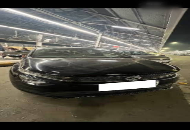 https://images10.gaadi.com/usedcar_image/4547232/original/f94d9288-1149-42a6-ab9a-5990d4e98a1b.?imwidth=6400